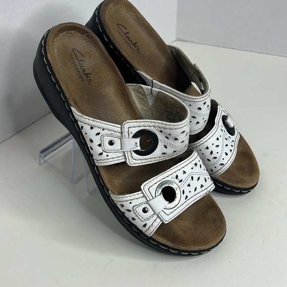 Clarks Lexi Laurel Ladies Slide Sandals 8.5 - Picture 2 of 7